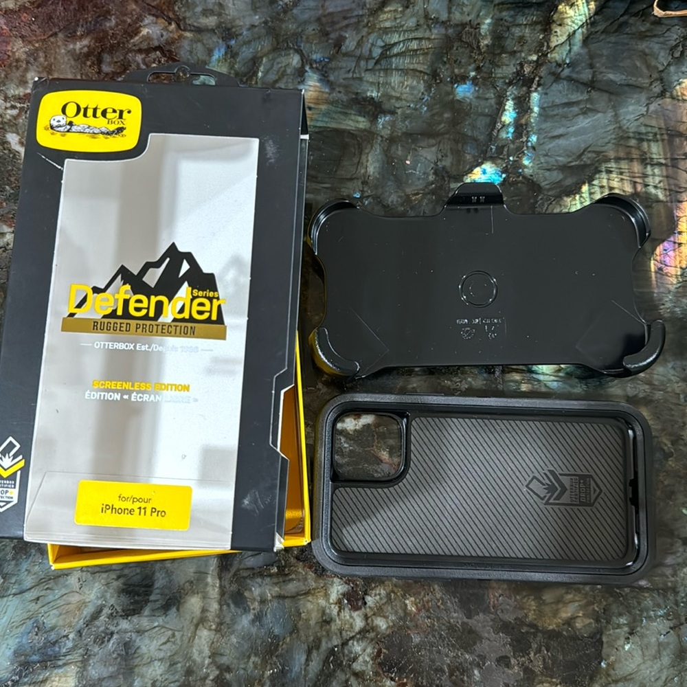 OtterBox Defender for iPhone 11 Pro